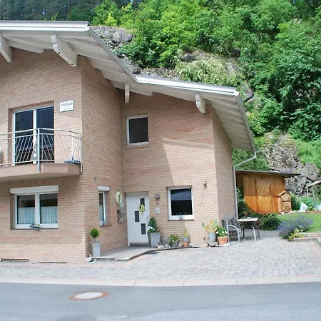 Kirstin Pfeifhofer オエッツ