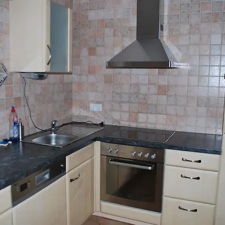 Kirstin Pfeifhofer アパート *